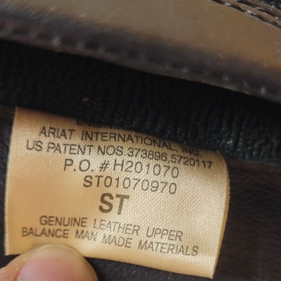 NWT Ariat Summit Waterproof Black Leather Tall Riding Boot sz 7B 66001 - Picture 8 of 16